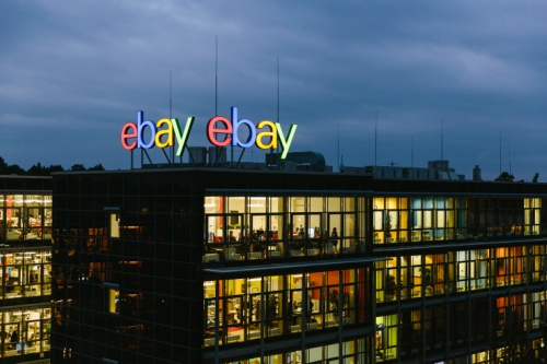 eBay thắng lớn dịp Cypher Monday